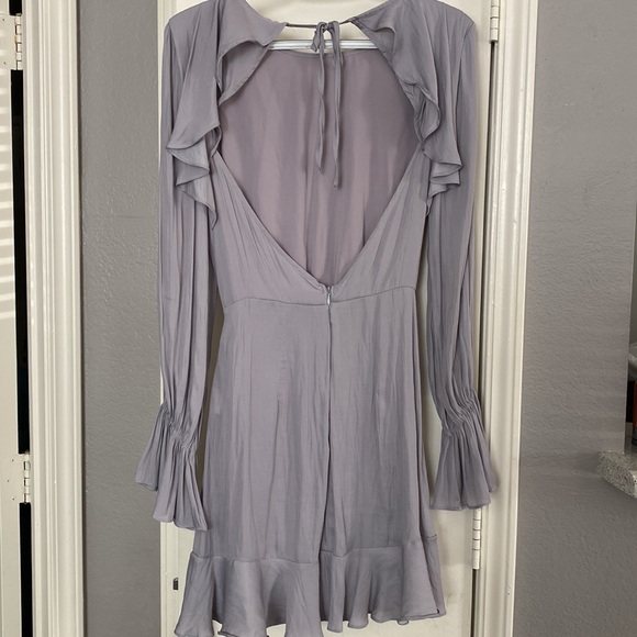 Here Comes The Sun Silky Gray Faux Wrap Open Back Ruffle Mini Dress. Sz M - Picture 7 of 10